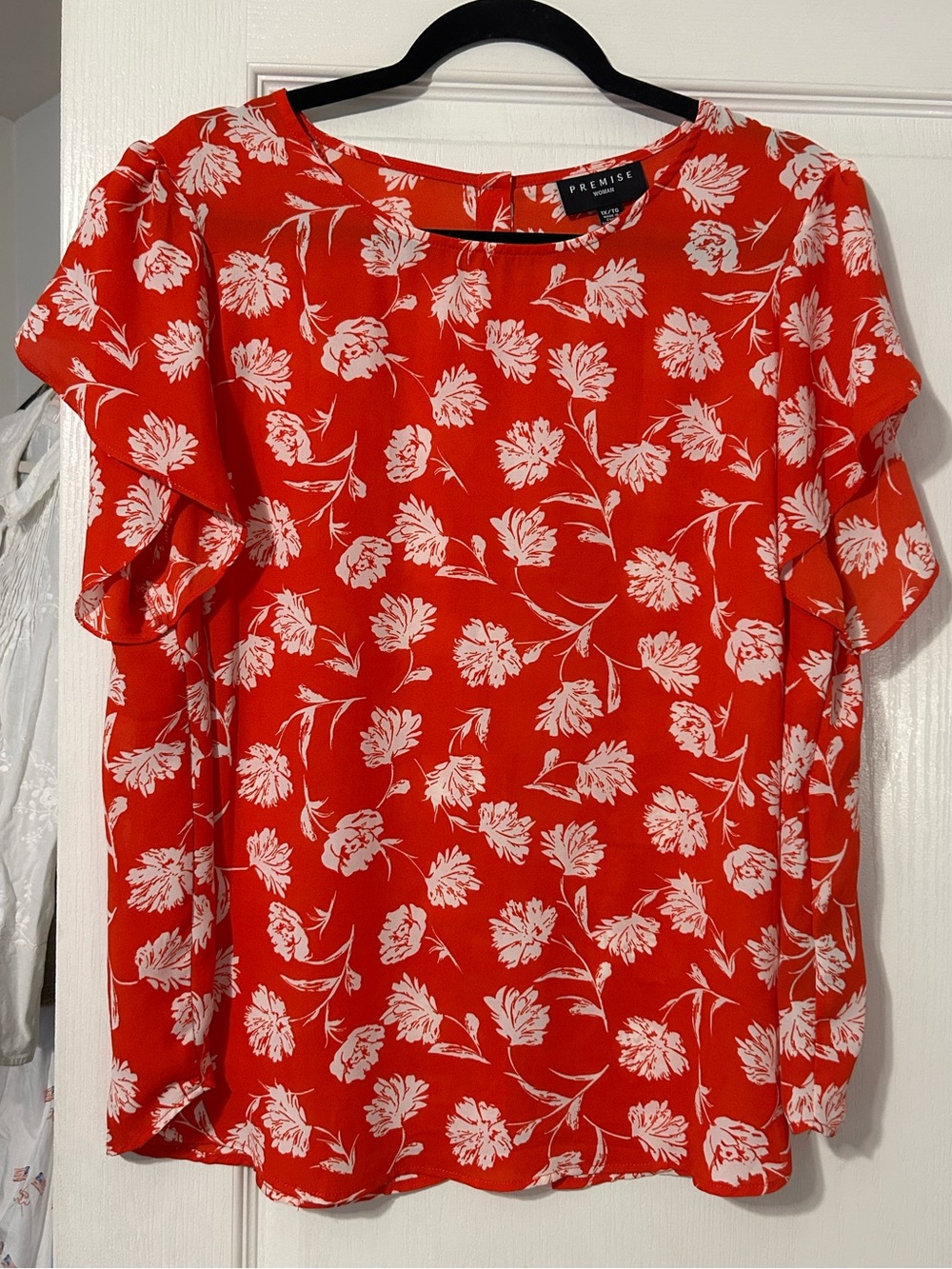 Premise Red & White Floral Ruffle Sleeve Blouse